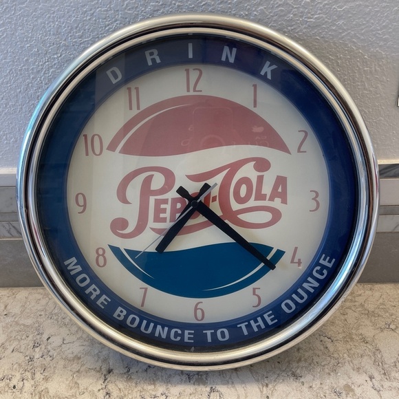 Vintage Rare  Pepsi Cola Round‎ Clock - Picture 2 of 15
